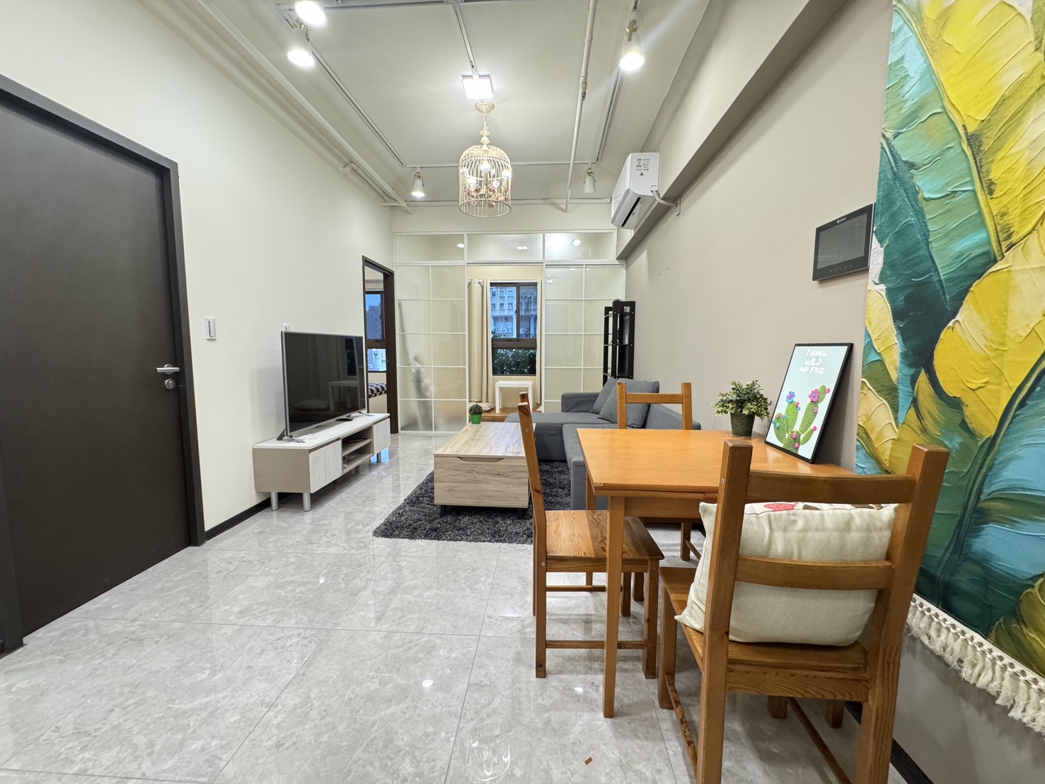 Jace住家西區 大通大美｜全新建案｜２＋１房｜傢俱電全配｜可寵可租補｜職業友善